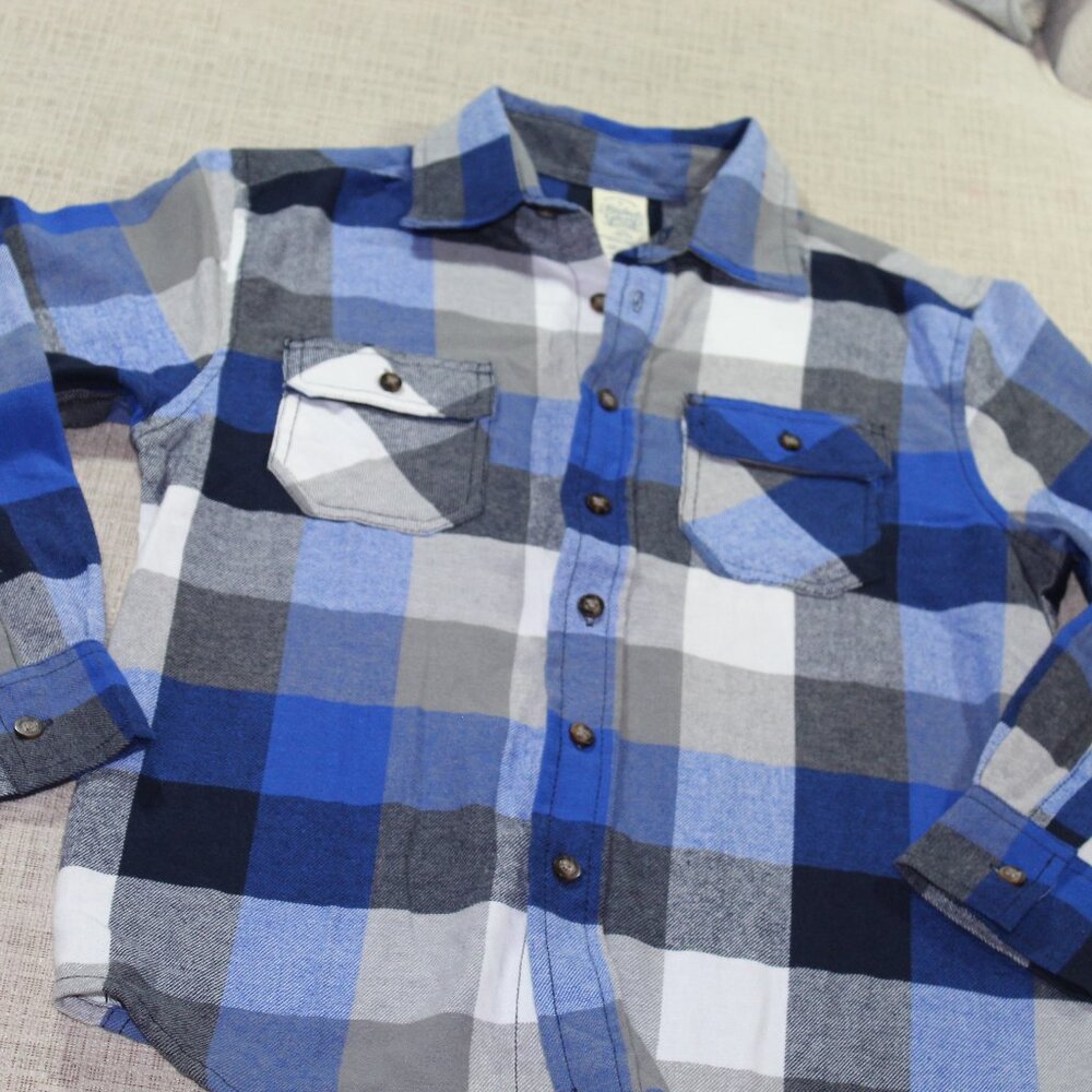 NWOT Faded Glory Blue and Black Plaid Flannel Shirt